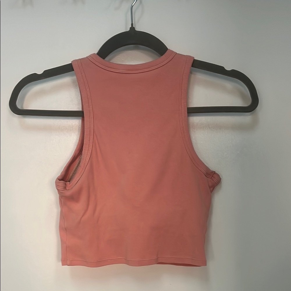 Women’s Ribbed Crop Tank Top - Picture 3 of 3